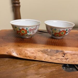 Vintage SGK Rice Soup Bowls Made in Occupied Japan in the 1960. Floral pattern